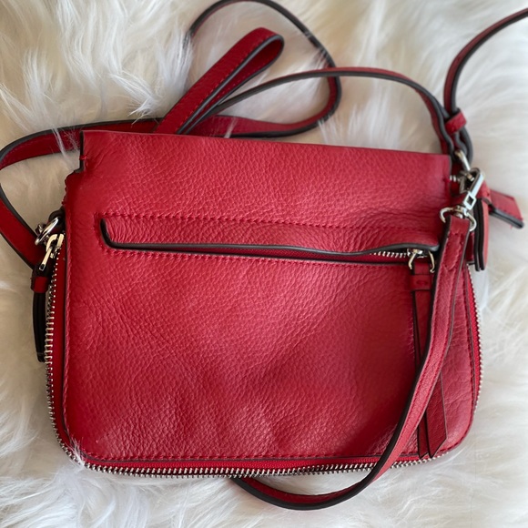 Vince Camuto Eris Leather Crossbody Bag - Picture 5 of 8